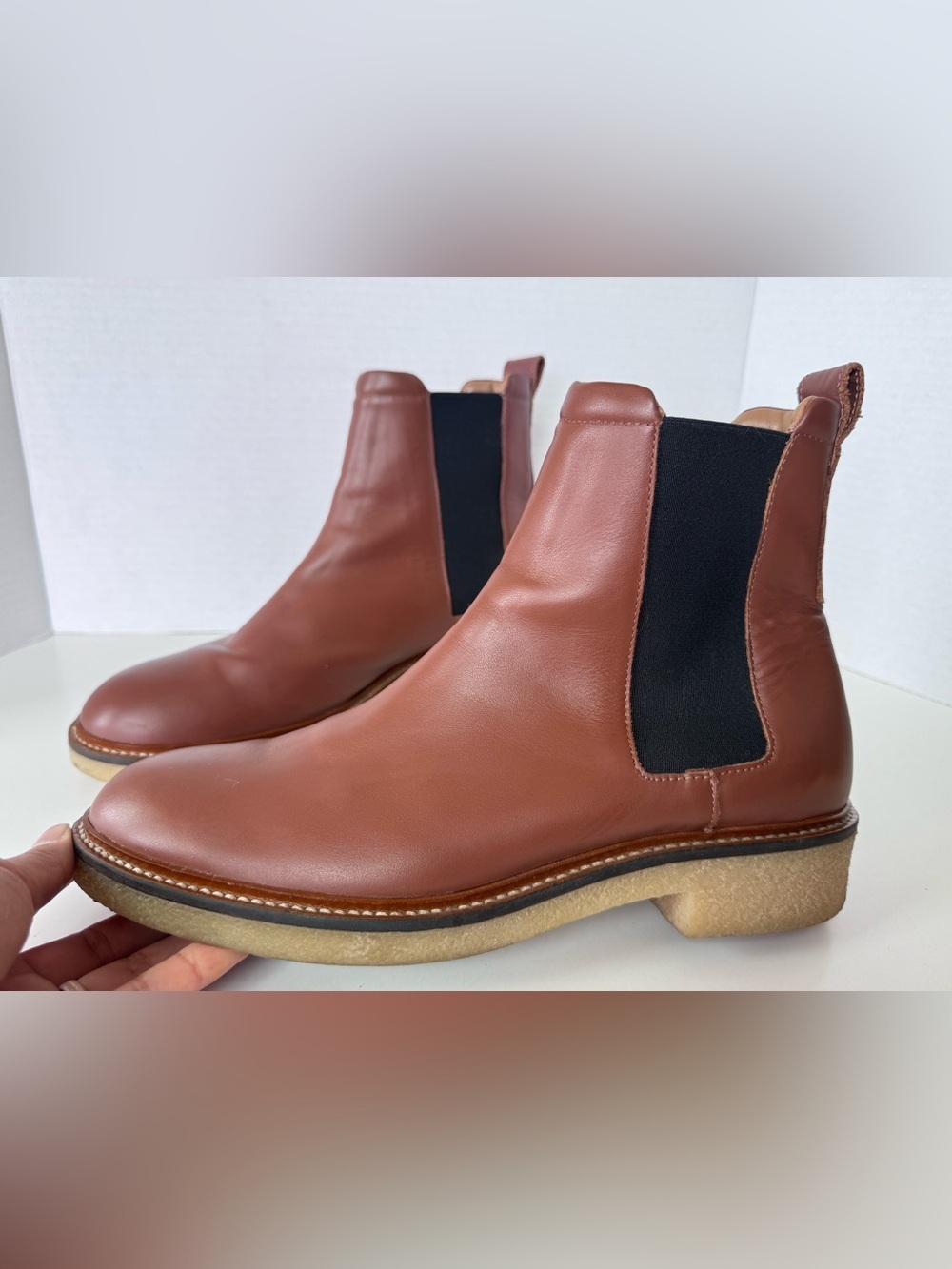 Everlane The Chelsea Boot Leather Tobacco Brown Women’s Size 9.5 - Picture 3 of 12
